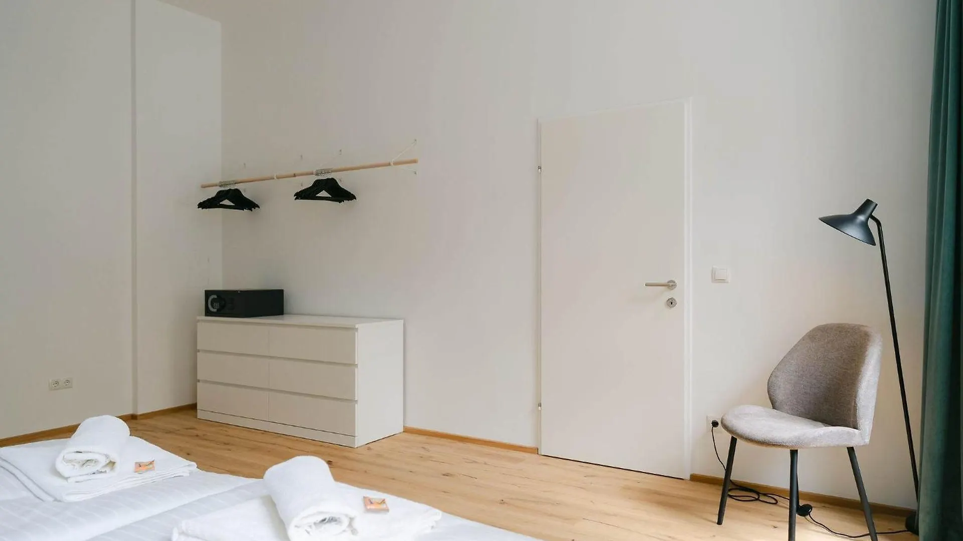 Calm 1Br Perfect For 4-6 Metro Close To Naschmarkt Βιέννη Αυστρία