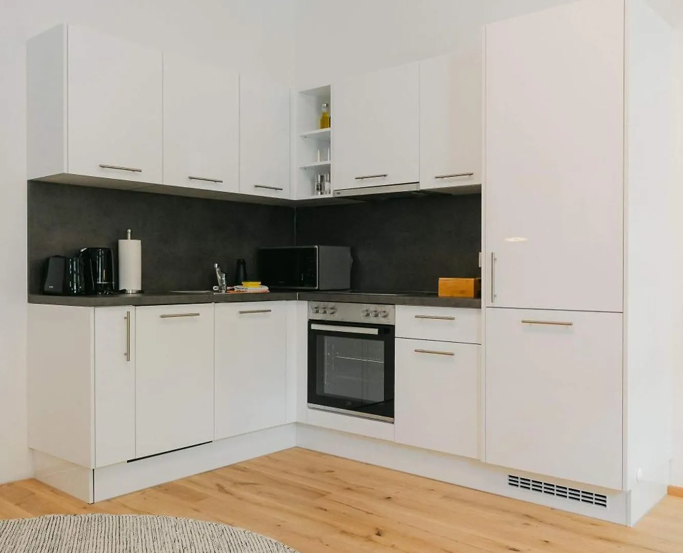 Calm 1Br Perfect For 4-6 Metro Close To Naschmarkt Βιέννη Αυστρία